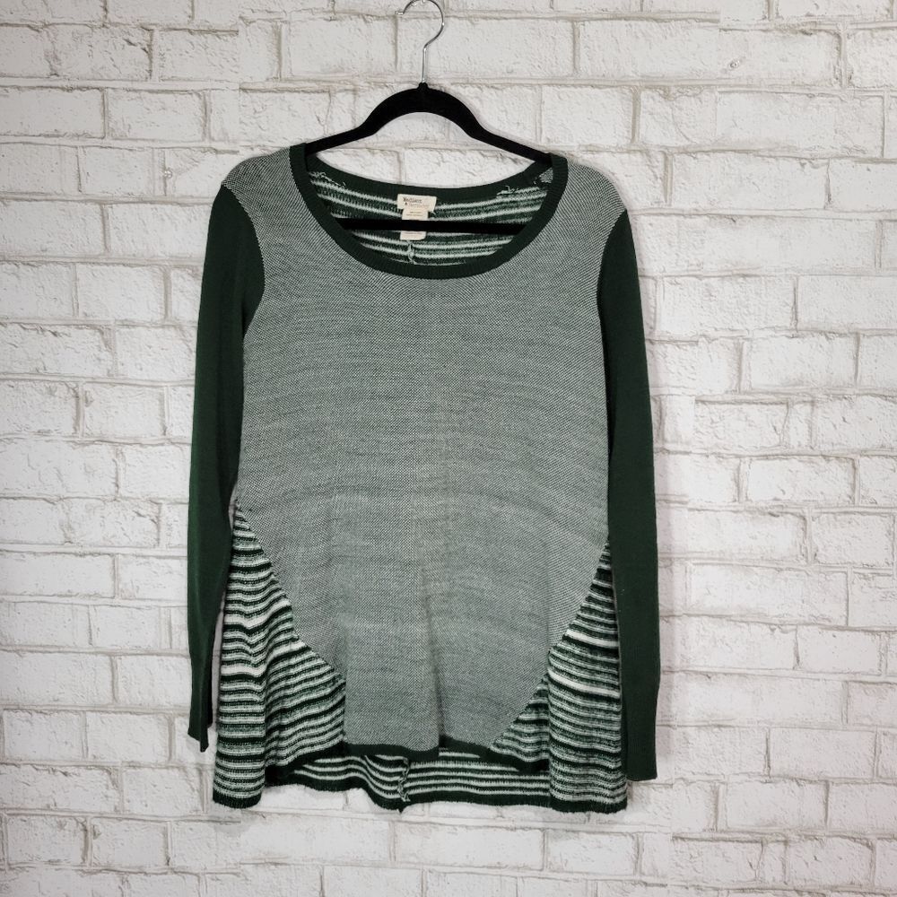 Madison & Berkeley lightweight green sweater